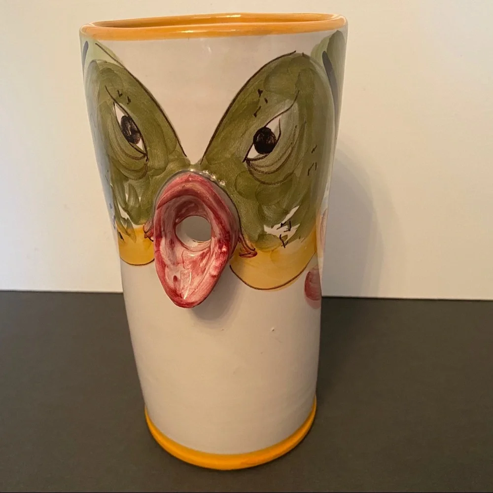 VIETRI SOLIMENE VASE FISH WHITE PINK FIGURAL TAIL ITALY POTTERY HOME ACCENT